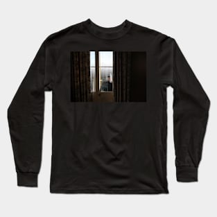 To the balcony Long Sleeve T-Shirt